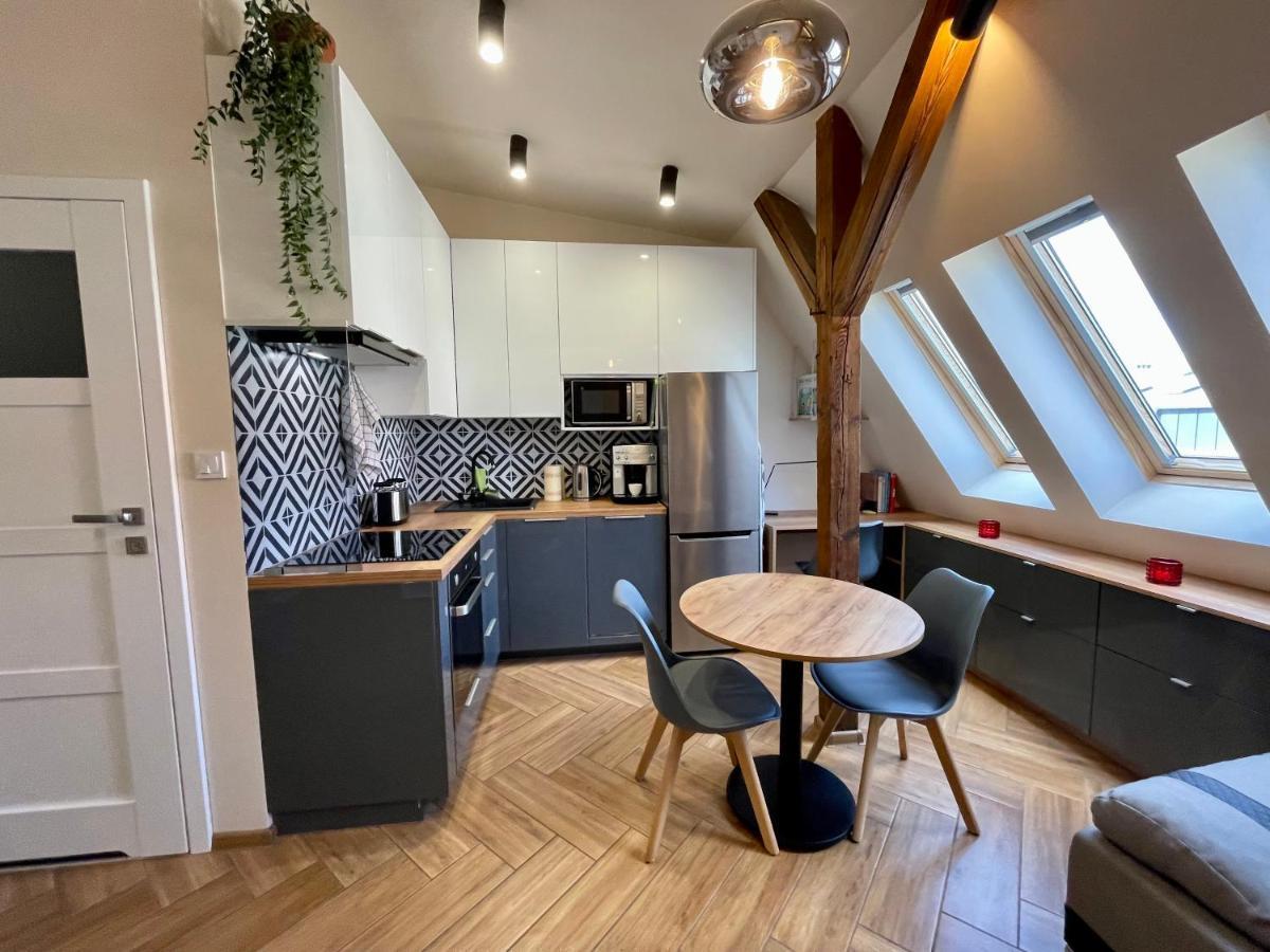 Attic Studio Jezyce بوزنان المظهر الخارجي الصورة